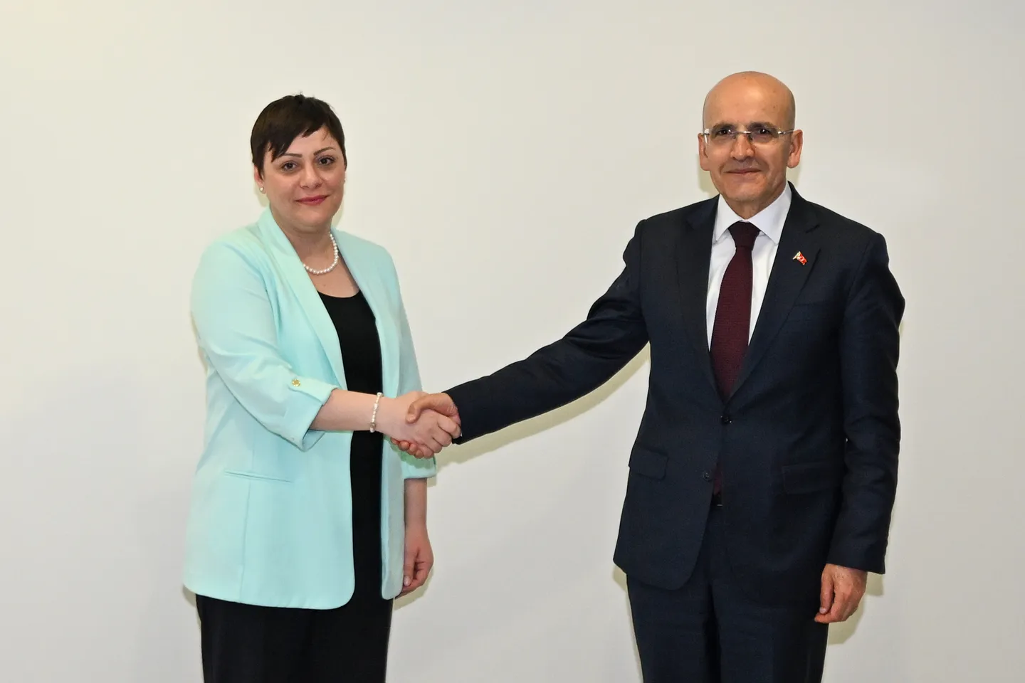 Ministri turk i Thesarit dhe Financave priti në takim homologen nga Maqedonia e Veriut