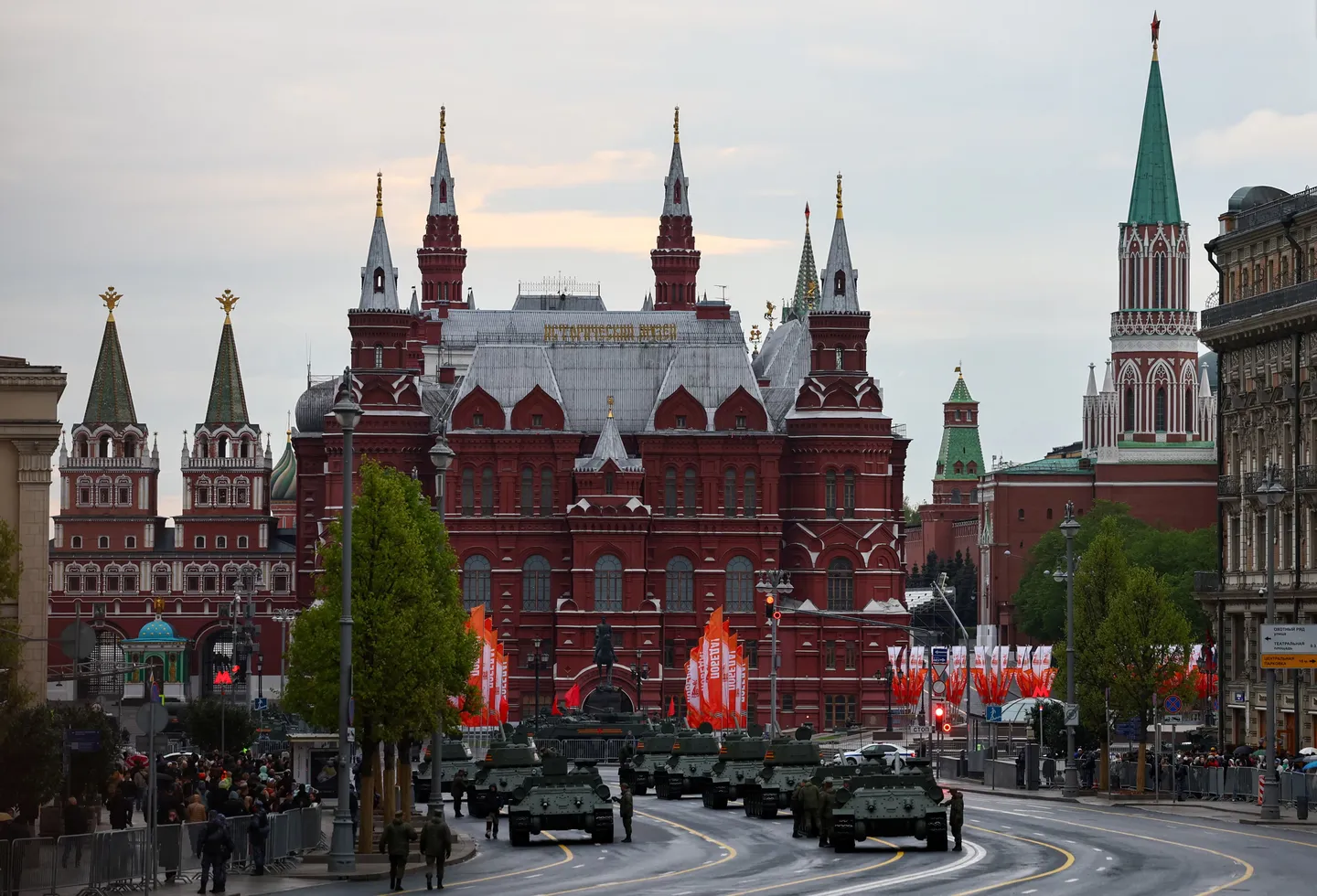 Украина не планирует удар по Москве 9 мая