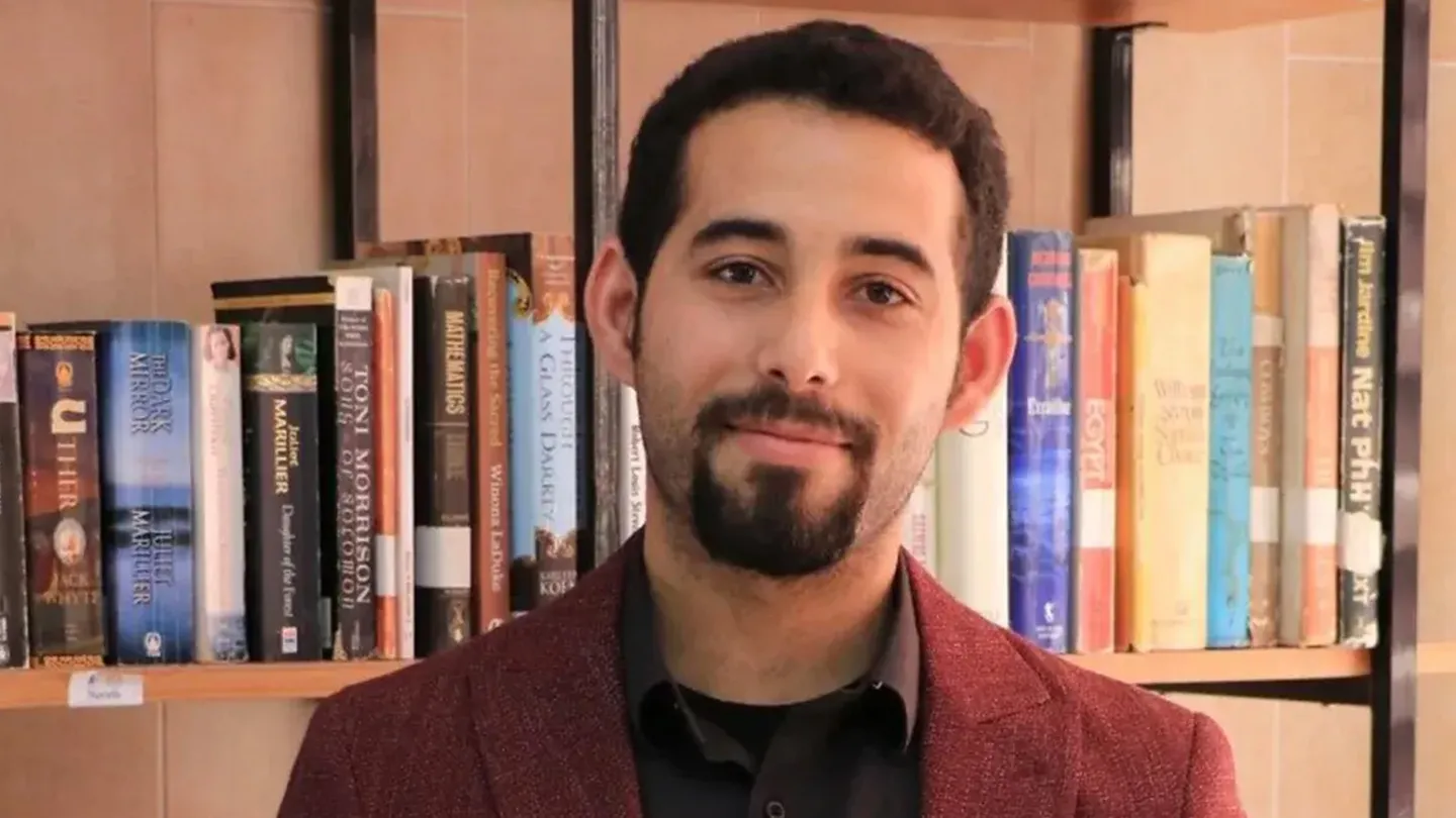 Who is Mosab Abu Toha, the Palestinian poet from Gaza who just won a Pulitzer?