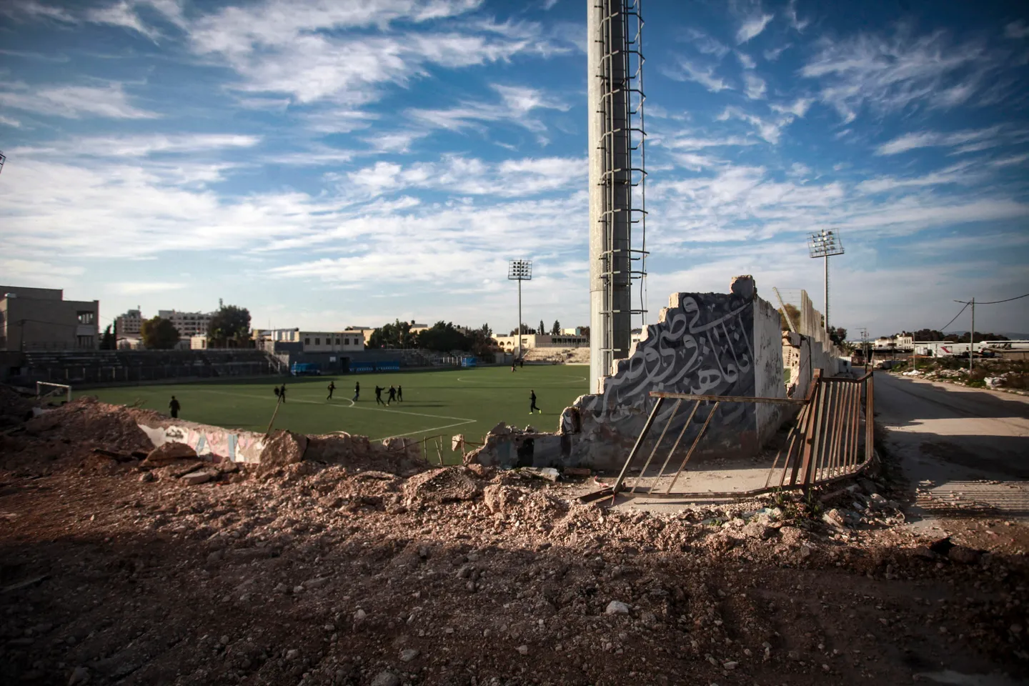 Fútbol en Cisjordania ocupada, un juego entre muros, colonos y resistencia