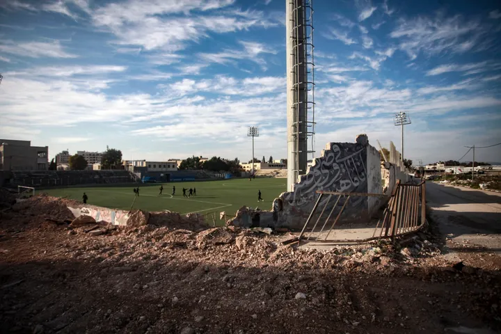 Fútbol en Cisjordania ocupada, un juego entre muros, colonos y resistencia
