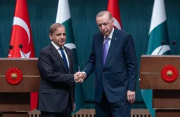 Presidenti i Türkiyes Erdoğan zhvilloi një bisedë telefonike me kryeministrin e Pakistanit Sharif