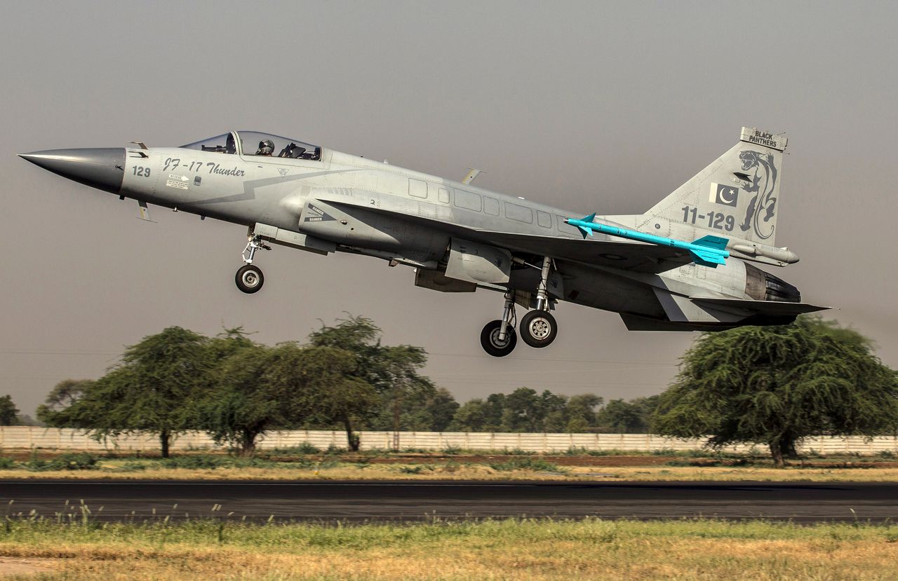 Il Pakistan ha colpito jet indiani con il più avanzato missile cinese ...