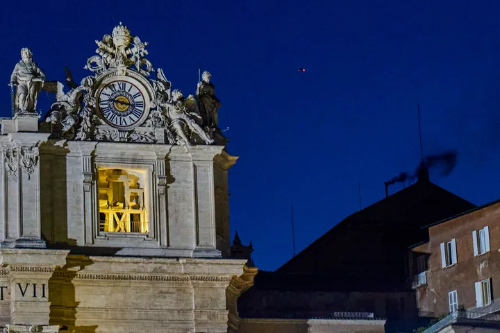 Sistine Chapel chimney holds world's gaze on Day Two of Papal conclave