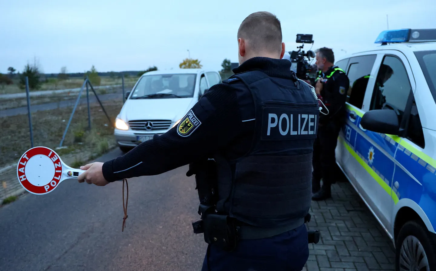Berlin zapowiada dalsze kontrole graniczne