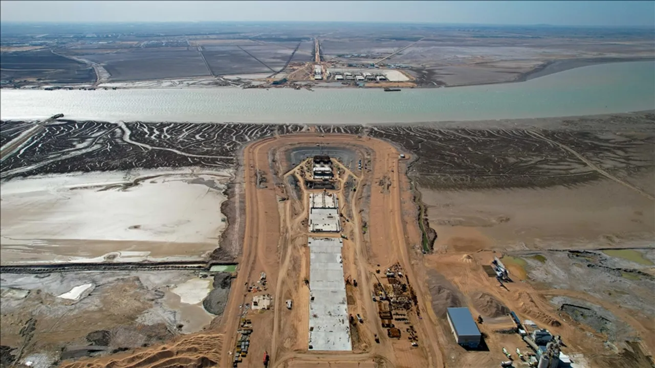 Мехмет Шимшек Түркиянын глобалдык бөлүнүүлөргө каршы соода коридорлоруна басым жасаганын билдирди