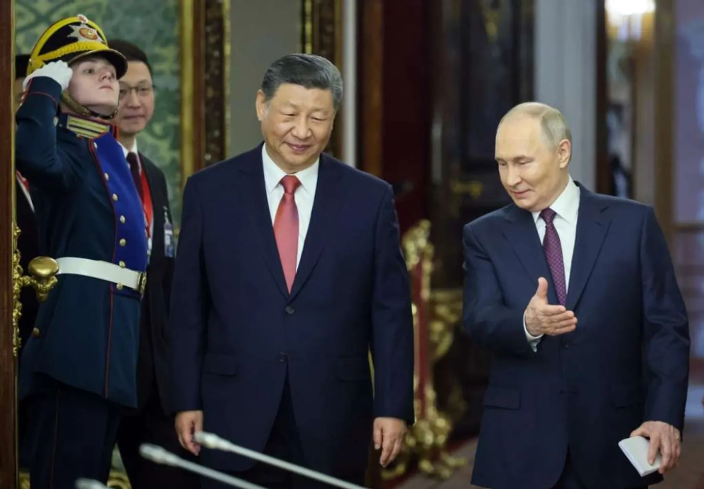 Putin: Rusija stoji uz Kinu protiv neonacizma