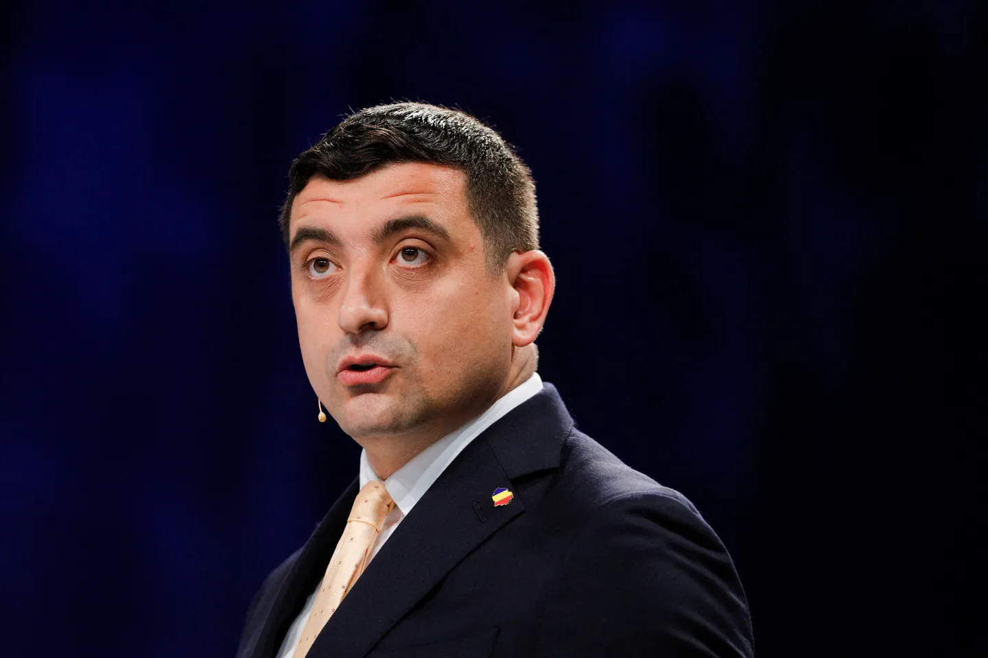 Уставниот суд на Романија ги потврди резултатите од првиот круг од претседателските избори на 4 мај