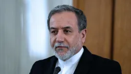 وزیر امور خارجه ایران در دهلی‌نو خواستار کاهش تنش میان هند و پاکستان شد