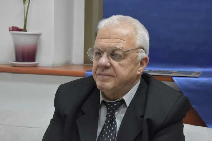 Панде Манојлов – Поетот што пишуваше за Палестина