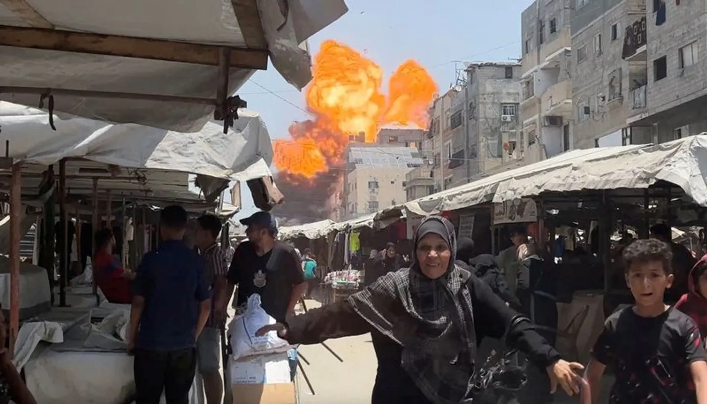 Nearly 50 killed, 200 injured as Israeli forces open fire on aid seekers in southern Gaza