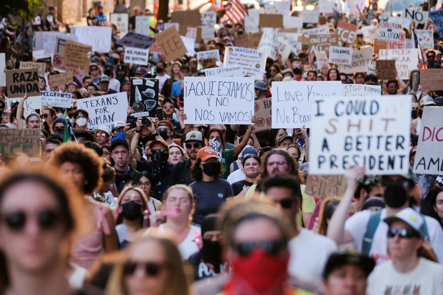 Proteste gegen Migrationspolitik in vielen Städten der USA