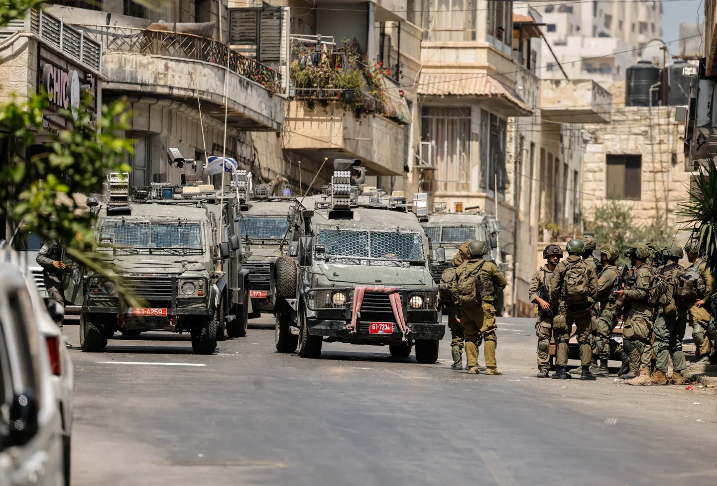 إصابة 64 فلسطينياً خلال اقتحام الاحتلال مدينة نابلس في الضفة