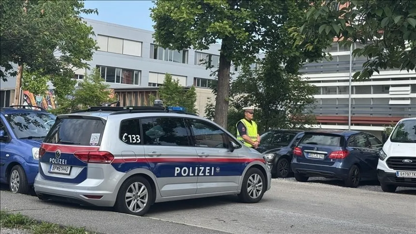 Austrijska policija pronašla bombu u kući napadača na školu u Grazu