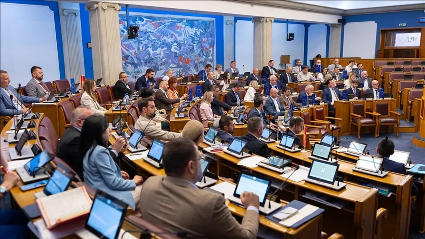 Skupština Crne Gore usvojila odluku o slanju vojnika u misiju vojne pomoći Ukrajini