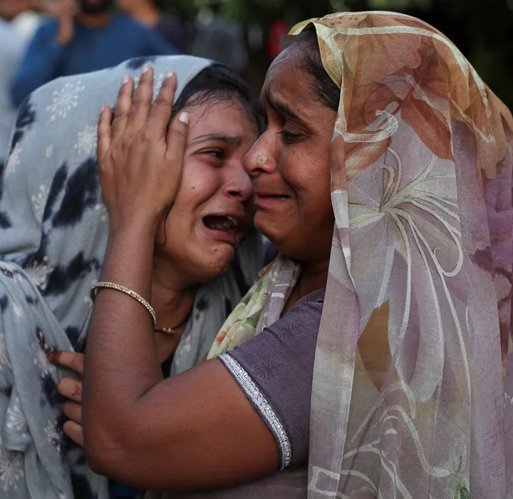 A Pakistani lost his wife in a plane accident. Now he pours his heart out for Ahmedabad crash victim