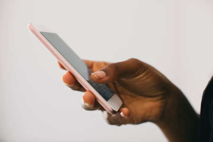 Abin da ya sa 'yan Nijeriya ke kashe makuɗan kuɗaɗe a kiran waya da sayen data