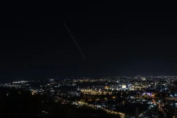 Iran retaliates with massive missile barrage at Israel