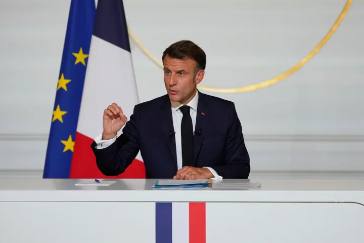 Macron urges Iran president to ‘quickly’ resume nuclear talks