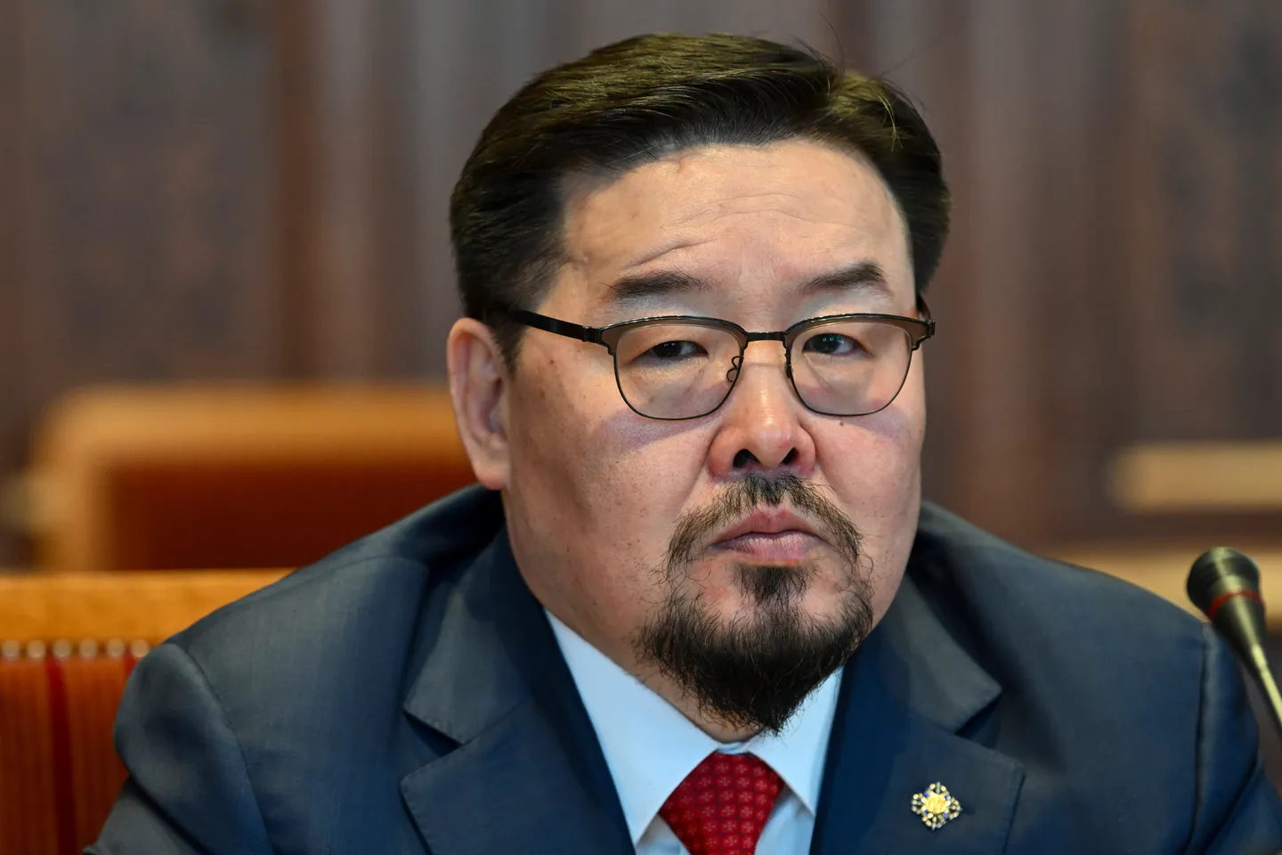蒙古总理贡布扎布·赞丹沙塔尔上任四个月后辞职