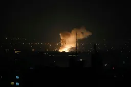 Irán értelmetlennek nevezi az amerikai nukleáris tárgyalásokat az izraeli támadás után