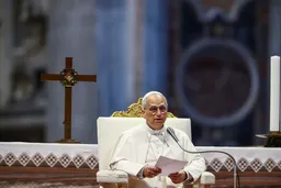 Papa Lav XIV: Svijet mora odbaciti nuklearne prijetnje i graditi mir