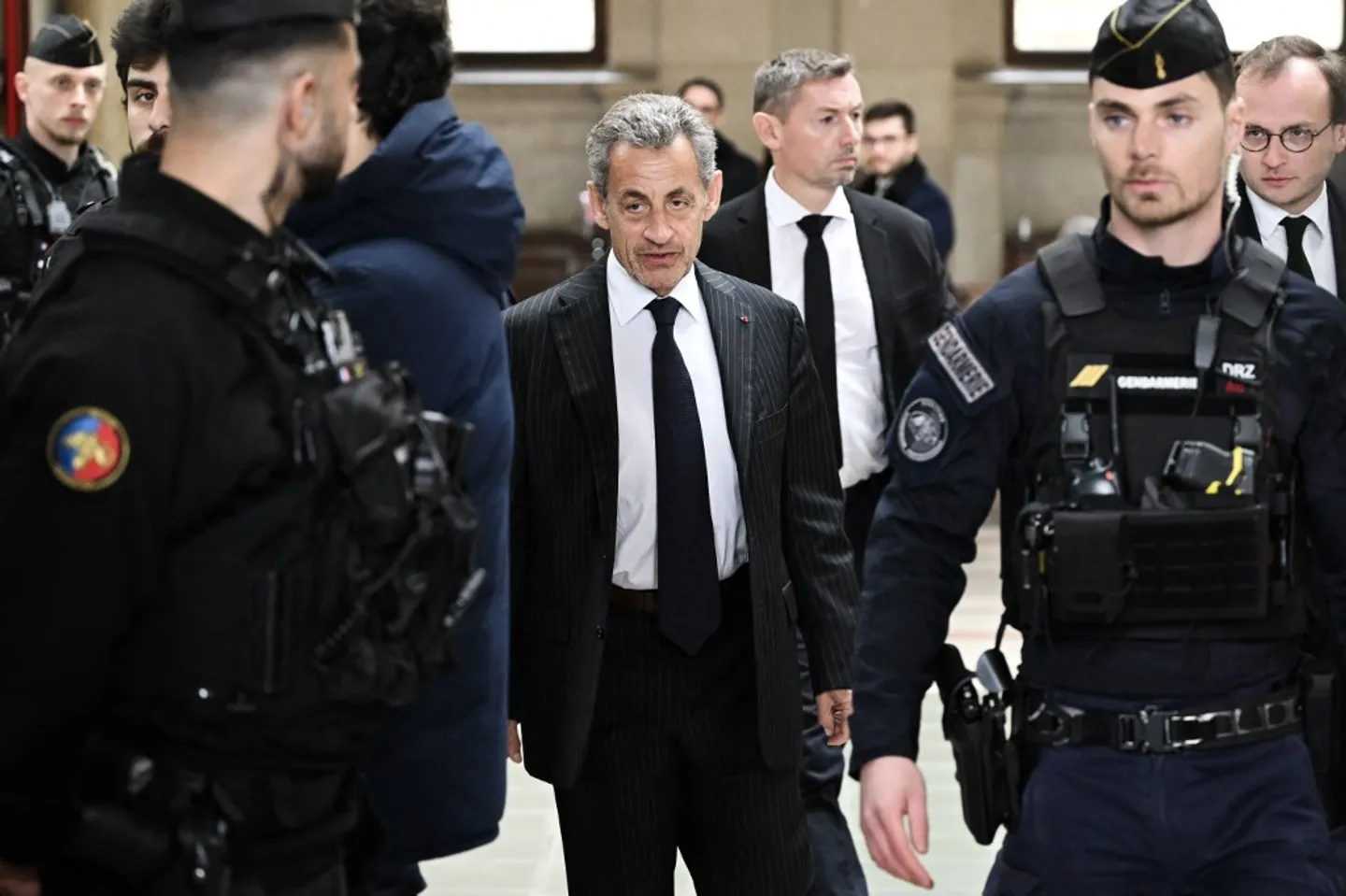 France: l'ex-président Sarkozy perd sa Légion d'honneur après sa condamnation