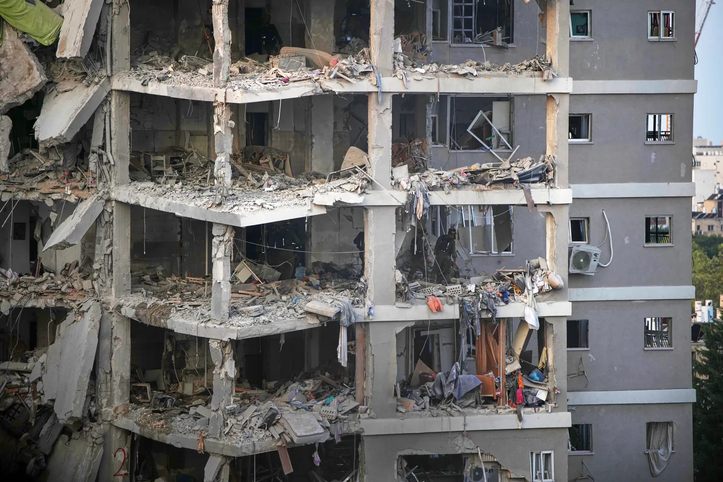 8 dead, over 200 injured in Israel as Iran launches massive missile barrage