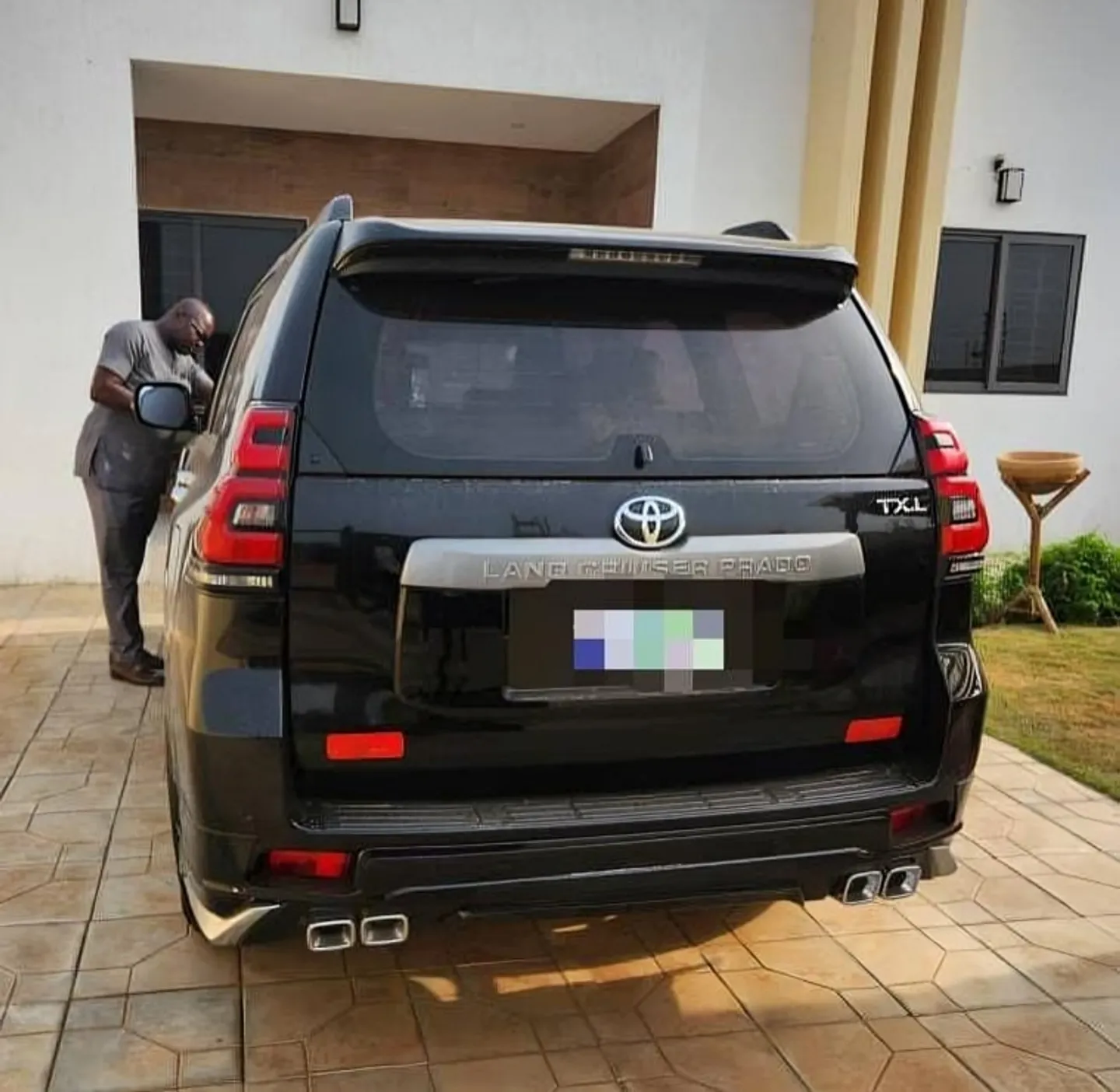 ‘Yan sandan Interpol sun kama motocin da aka sace a Nijeriya aka kai Ghana da Nijar