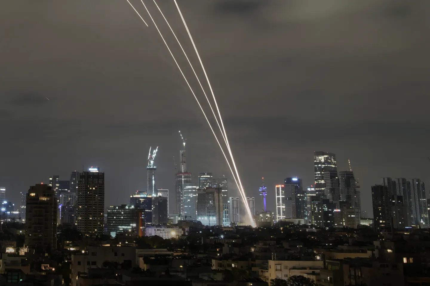L'Iran lance une nouvelle vague d'attaques contre Israël