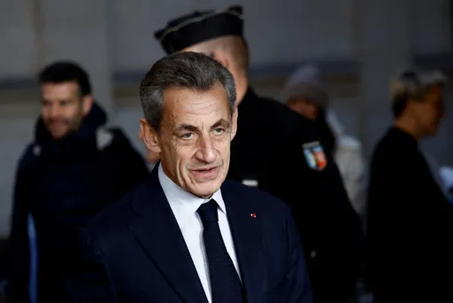 Perte de la Légion d’honneur : Nicolas Sarkozy rejoint Pétain dans l'Histoire