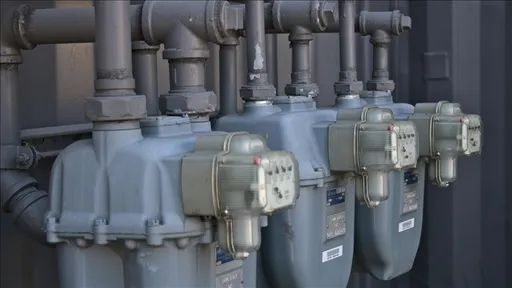 EU outlines strategy to end Russian gas imports by 2027