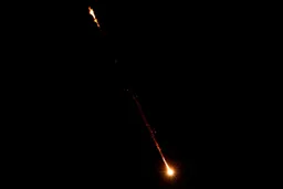 Iranian missiles damage building, cause fires in Israel