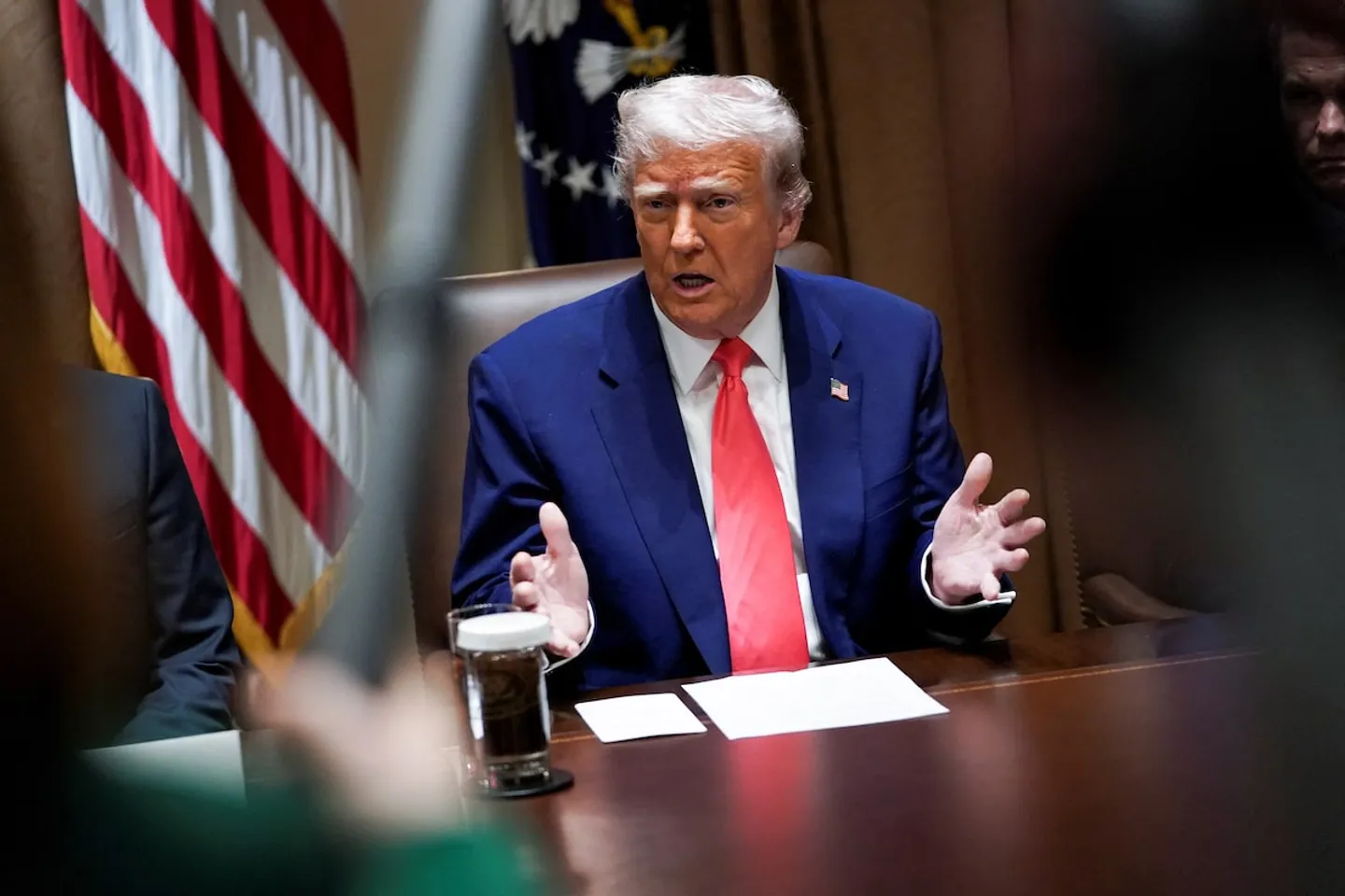Трамп склоняется к миру с Ираном?