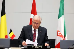 Türkiye forcon sigurinë e kufijve dhe hapësirës ajrore për shkak të tensioneve Izrael–Iran