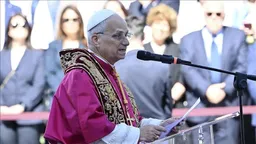 Papa Leoni: Lufta është gjithmonë disfatë, bota të mos mësohet me dhunën