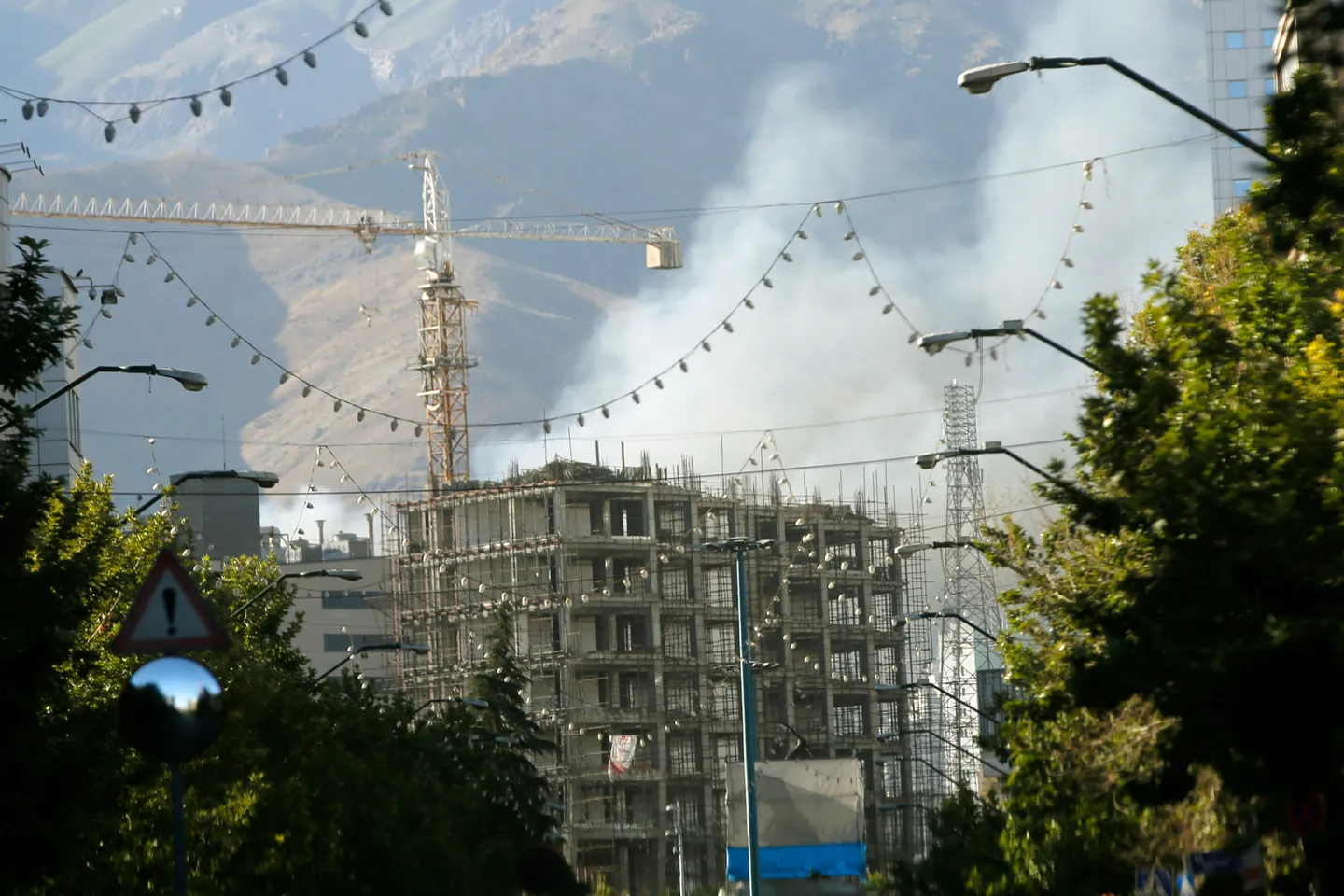 Nove eksplozije, Izrael izvodi nove napade na Teheran