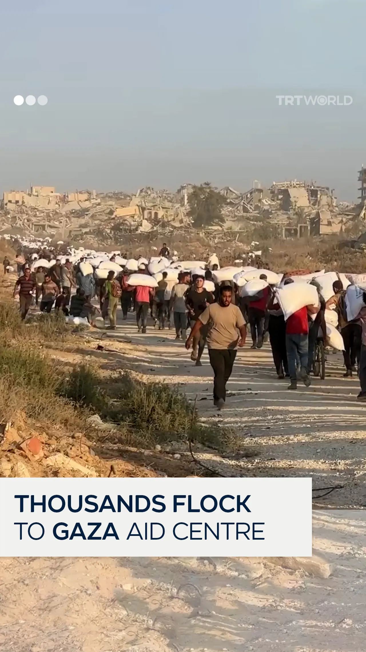 Thousands gather at Gaza aid centre hoping for flour