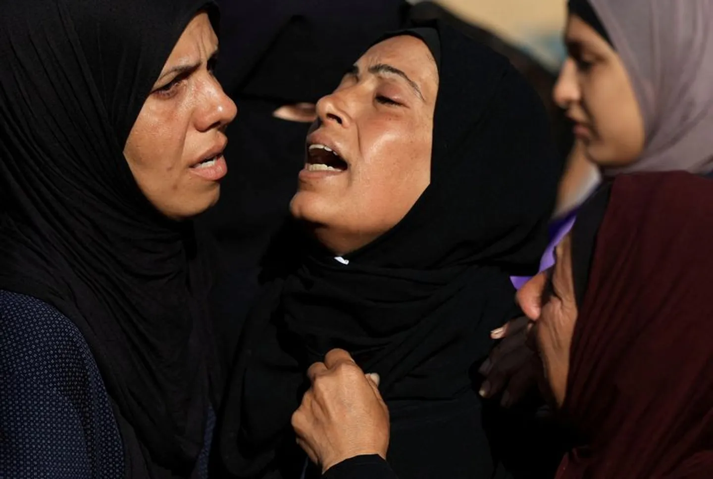 U novim izraelskim napadima u Gazi ubijeno najmanje 42 Palestinaca