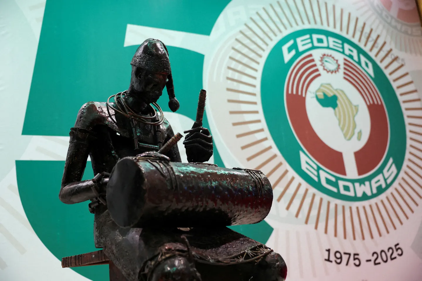 ECOWAS za ta cire harajin tafiye-tafiyen jiragen sama tsakanin ƙasashen Yammacin Afrika a 2026