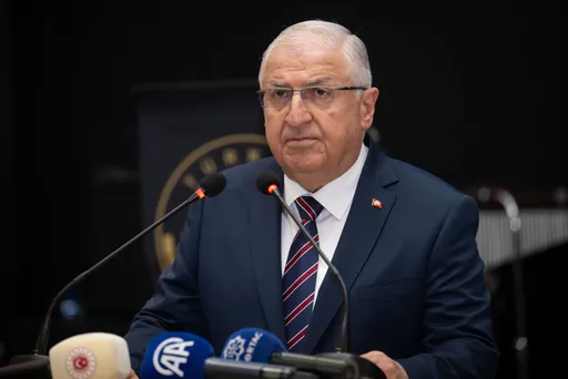 گفت‌وگوی تلفنی وزیران دفاع ملی ترکیه و سوریه درباره آخرین تحولات سوریه