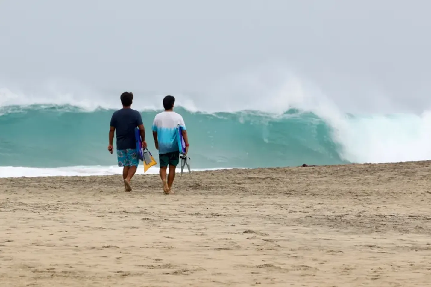 Hurricane Erick threatens Mexico’s southern Pacific coasts