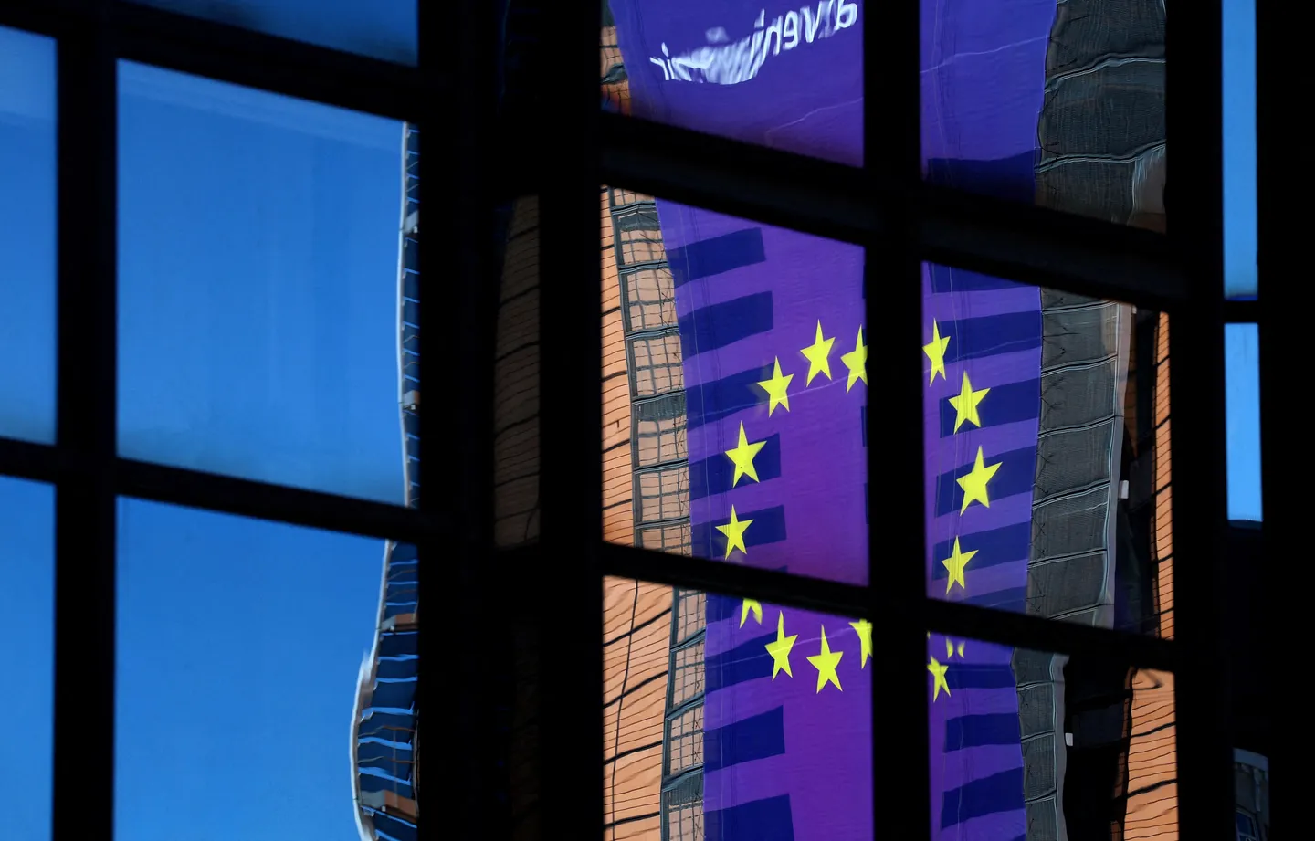 Evropska unija preporučila da Bugarska naredne godine postane 21. članica eurozone