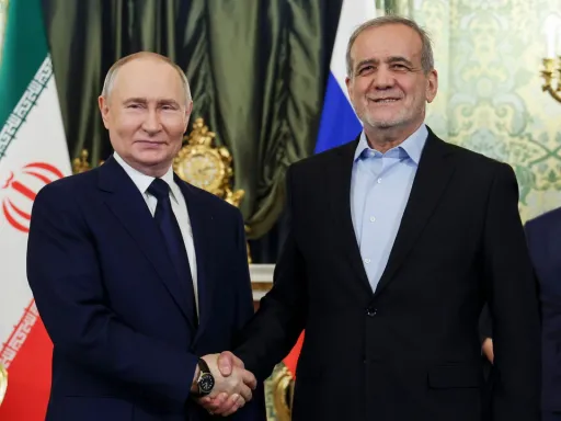 Putin: "Hücumlara baxmayaraq, İranın yeraltı uranın zənginləşdirilməsi obyektlərinə heç nə olmayıb"