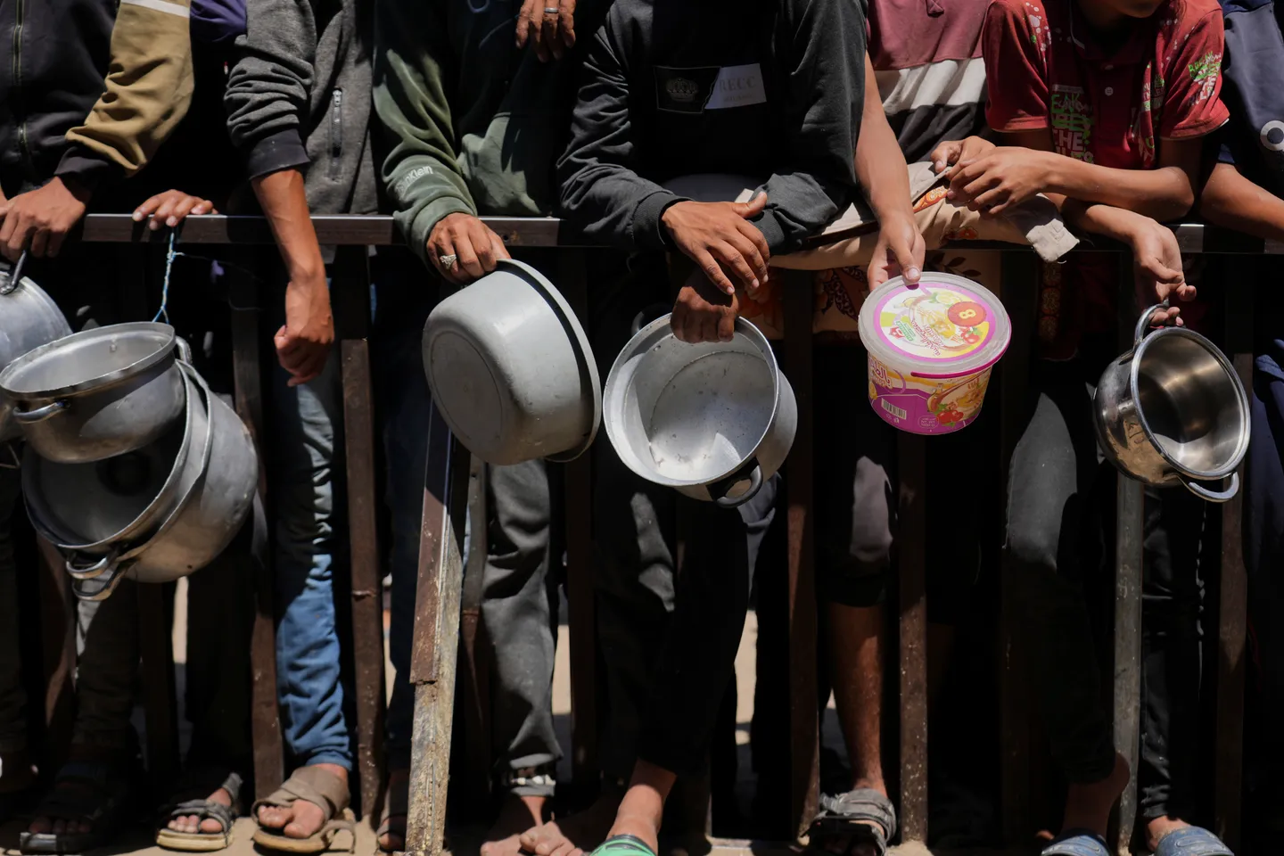 Gaza: Israël tue trois Palestiniens lors d'une distribution d'aide