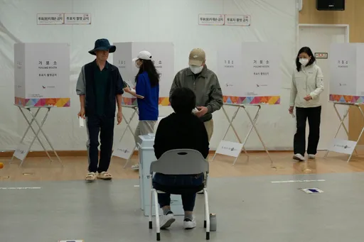 Polls open in South Korea's snap presidential election