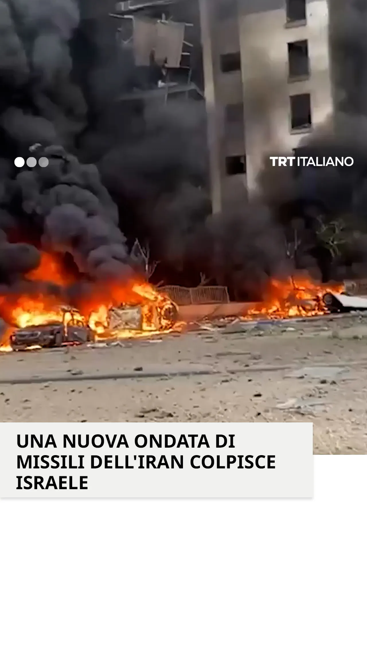 Una nuova ondata di missili dell'Iran colpisce Israele