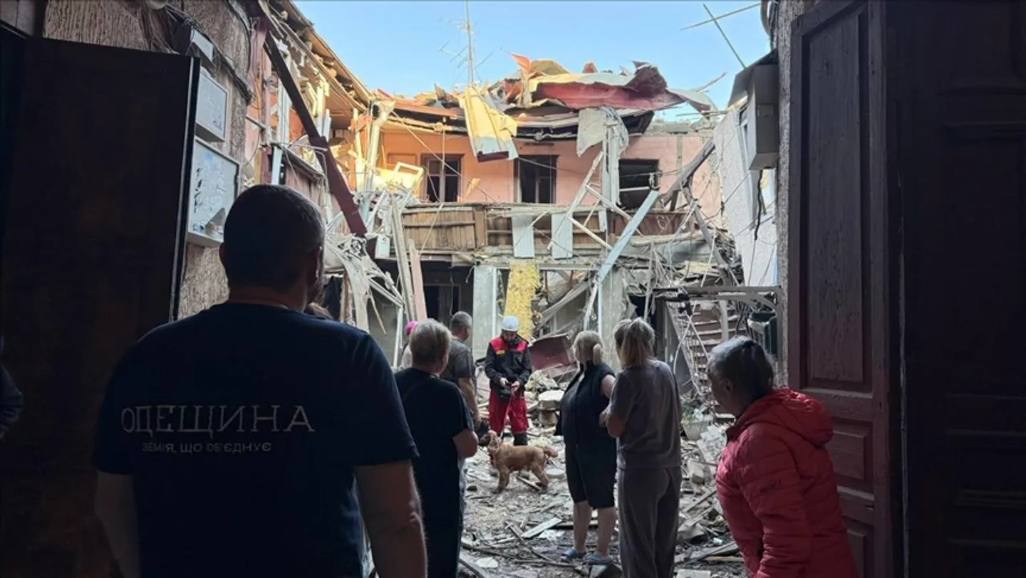 Ukrainë, të paktën 11 të plagosur pas sulmit rus me dronë në Odesa