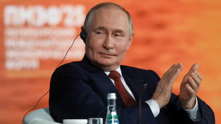 Putin apoia o programa nuclear civil do Irão e rejeita o seu armamento