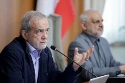 Irans Präsident verurteilt US-Angriffe als „Aggression“